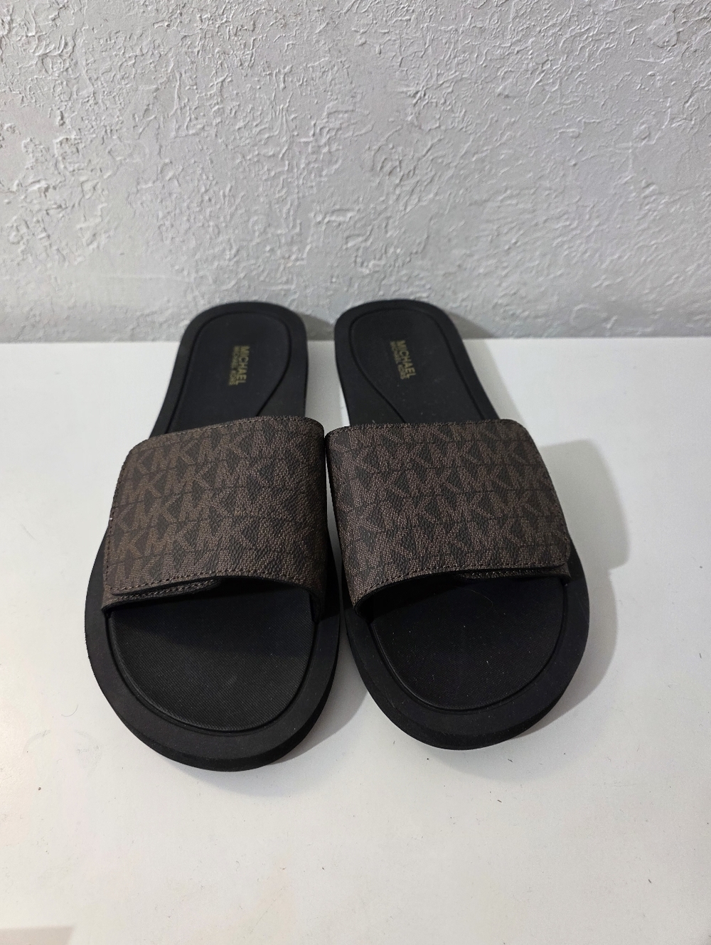 Michael Kors Brown Wade MK Logo Slip On Slide Sandals  Women's Size 10